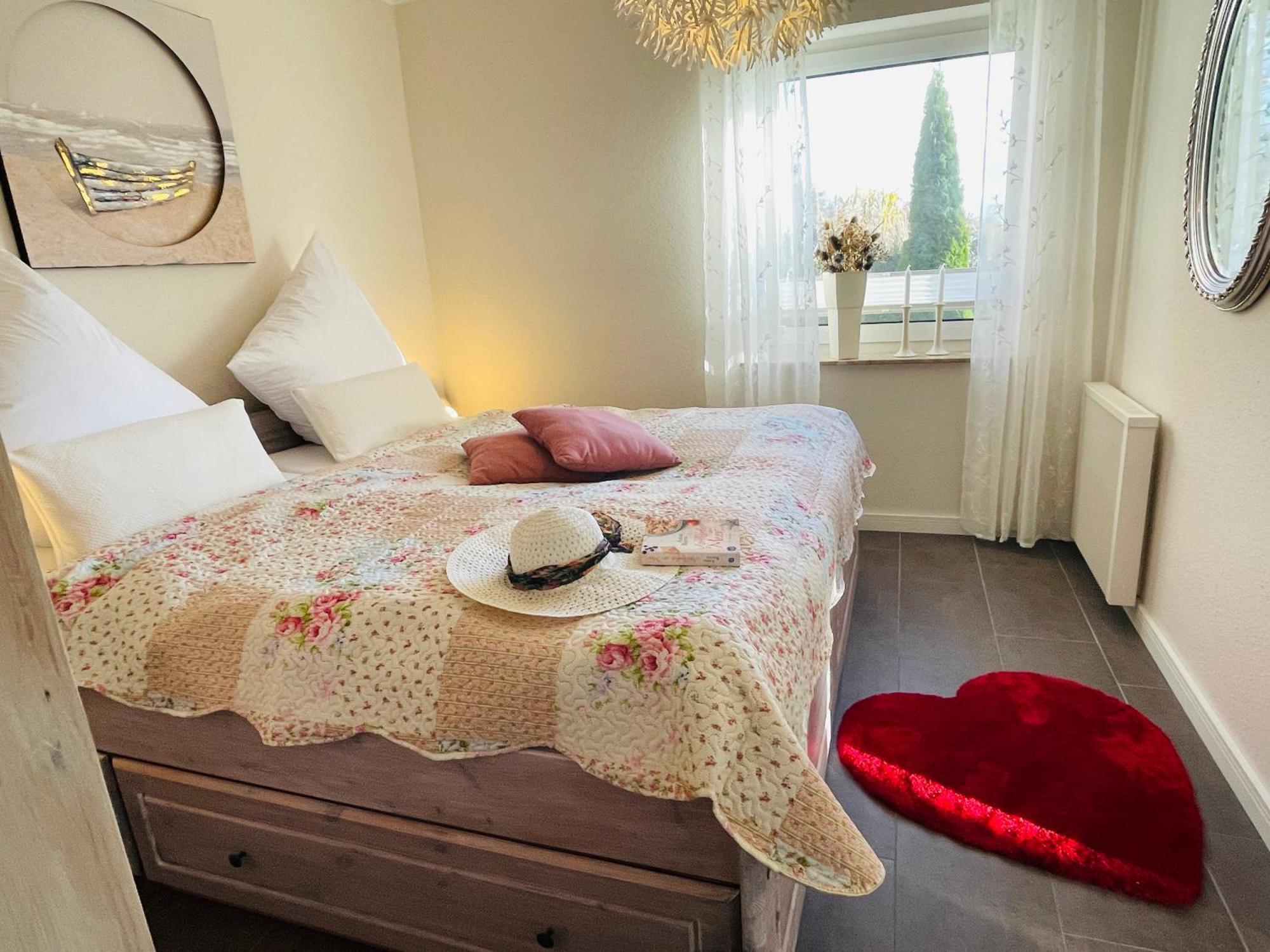 Segelund - Zeit Fuer Uns- Ruhige Und Sonnige Ferienwohnung Mit Terrasse Und Garten Nahe Strand Und Ostsee Schönhagen Kültér fotó