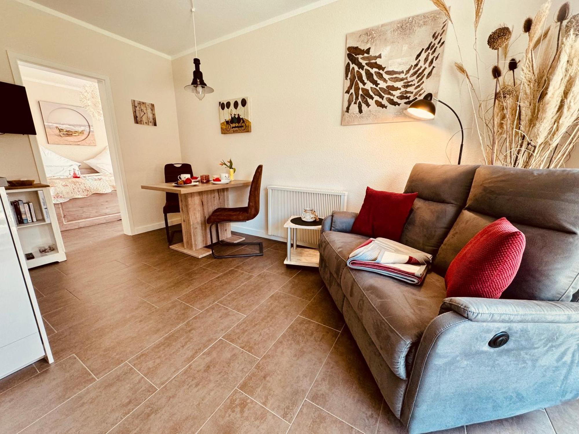 Segelund - Zeit Fuer Uns- Ruhige Und Sonnige Ferienwohnung Mit Terrasse Und Garten Nahe Strand Und Ostsee Schönhagen Kültér fotó